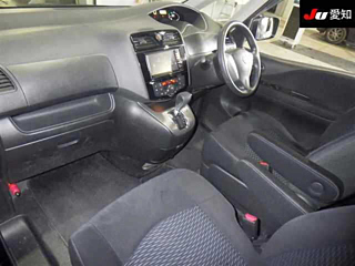 NISSAN SERENA 2014