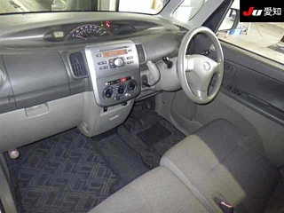 DAIHATSU TANTO 2011