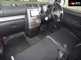 DAIHATSU MOVE CONTE 2011