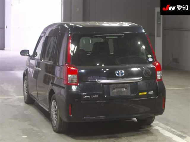TOYOTA JPN TAXI 2018