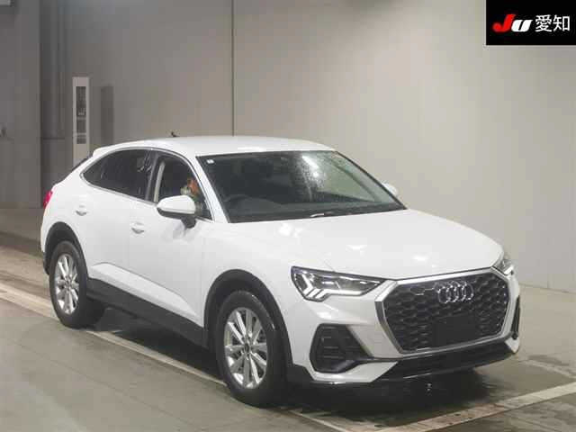 AUDI Q3 2021