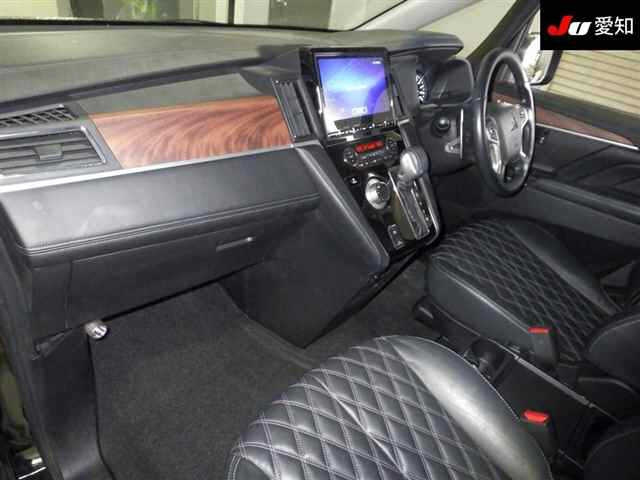 MITSUBISHI DELICA D5 2020
