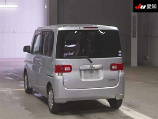 DAIHATSU TANTO 2010