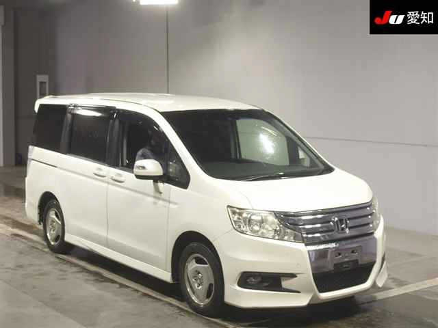 HONDA STEP WAGON 2010