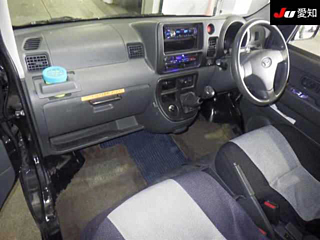 DAIHATSU HIJET VAN 2013
