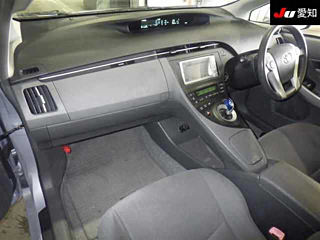 TOYOTA PRIUS 2010