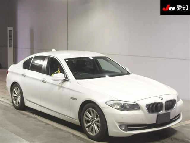 BMW 5 SERIES 2012