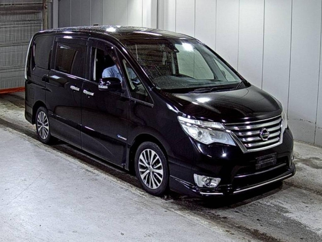 NISSAN SERENA 2015