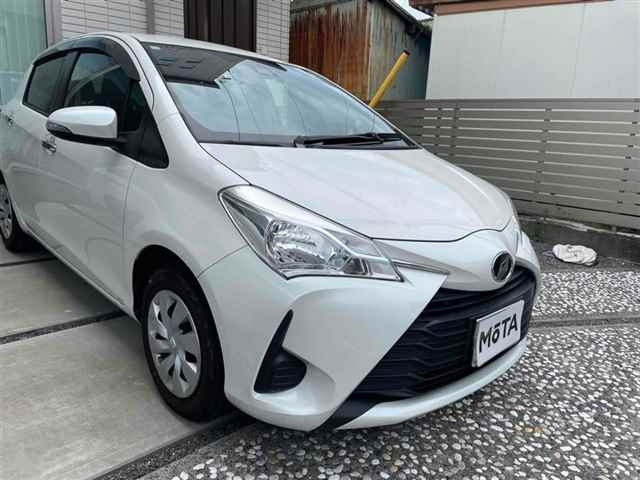 TOYOTA VITZ 2018