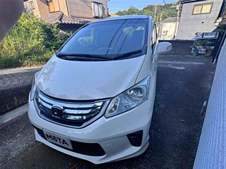HONDA FREED 2013
