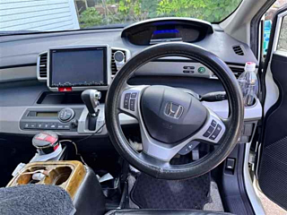 HONDA FREED 2013