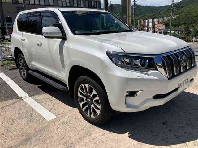 TOYOTA LAND CRUISER PRADO 2023