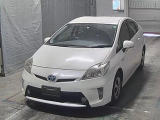 TOYOTA PRIUS 2013