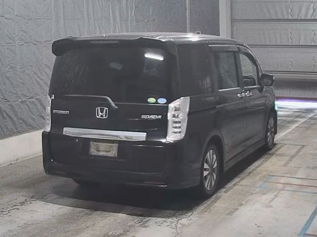 HONDA STEP WAGON 2013