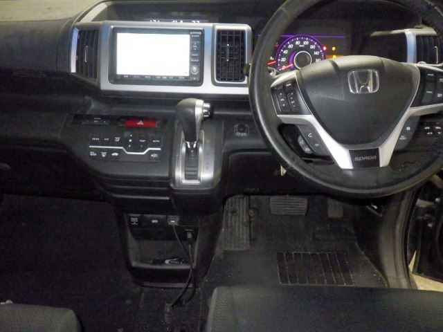 HONDA STEP WAGON 2013