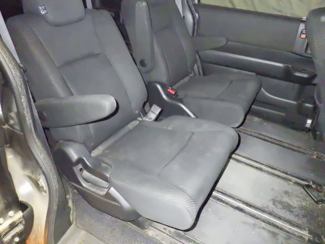 HONDA STEP WAGON 2013