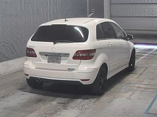 MERCEDES BENZ B CLASS 2009