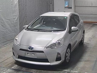 TOYOTA AQUA 2012