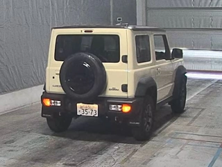 SUZUKI JIMNY SIERRA 2023