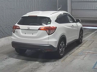 HONDA VEZEL 2015