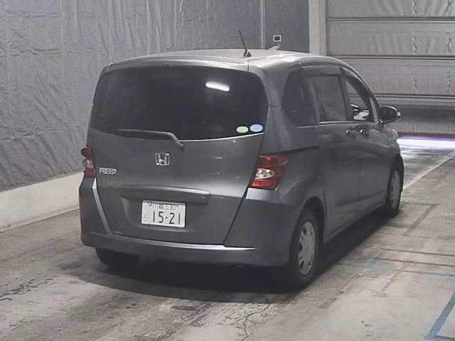HONDA FREED 2011