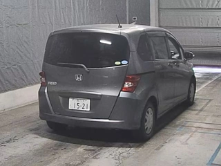 HONDA FREED 2011