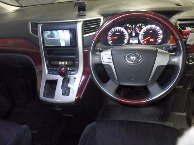 TOYOTA VELLFIRE 2008