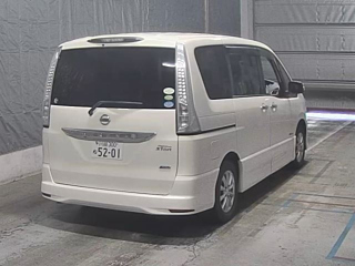 NISSAN SERENA 2013