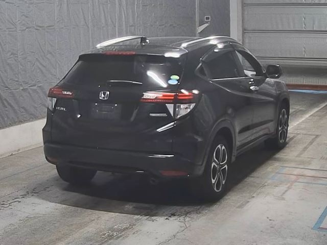 HONDA VEZEL 2016