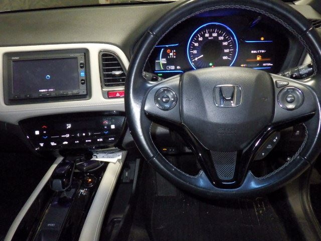HONDA VEZEL 2016