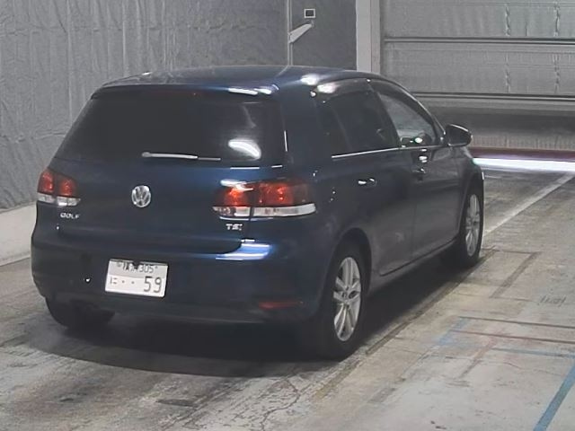 VOLKSWAGEN GOLF 2012