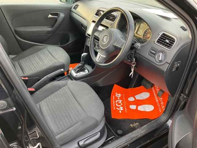 VOLKSWAGEN POLO 2014