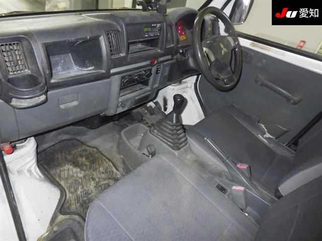 MITSUBISHI MINICAB TRUCK 2013