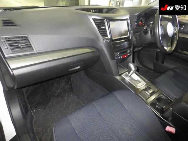 SUBARU LEGACY OUTBACK 2012