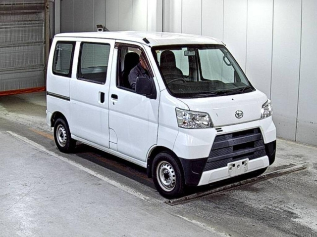 DAIHATSU HIJET VAN 2019