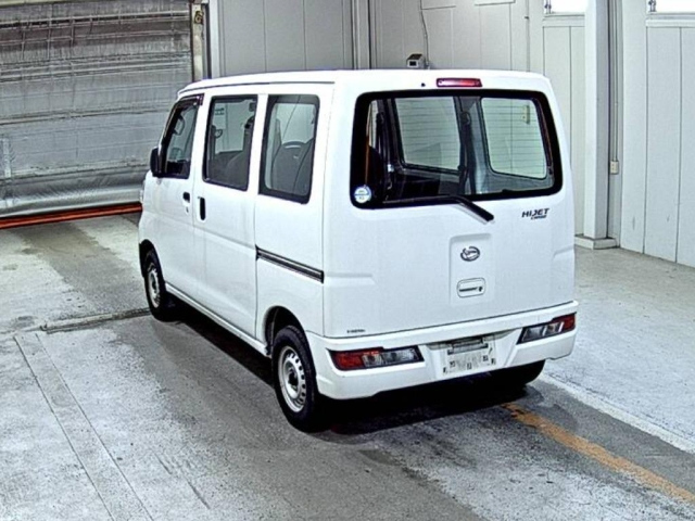 DAIHATSU HIJET VAN 2019