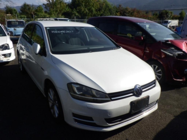 VOLKSWAGEN GOLF 2015