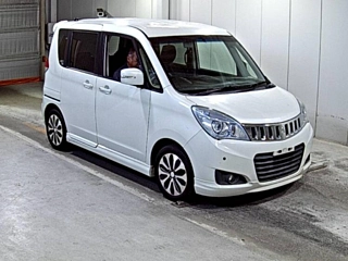 MITSUBISHI DELICA D2 2014