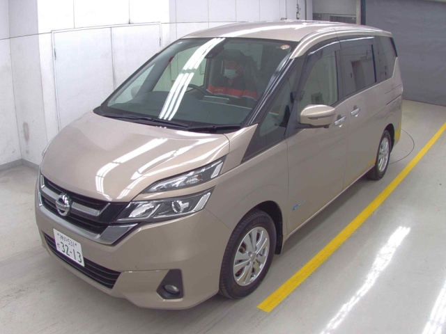 NISSAN SERENA 2017