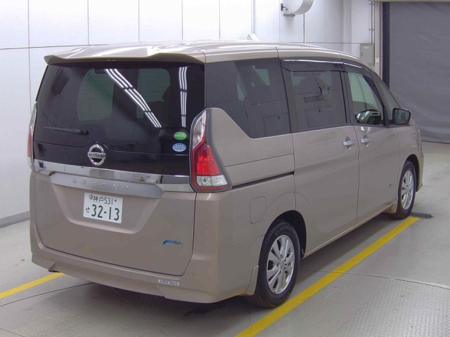 NISSAN SERENA 2017
