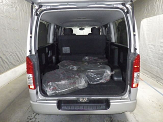 TOYOTA HIACE VAN 2014