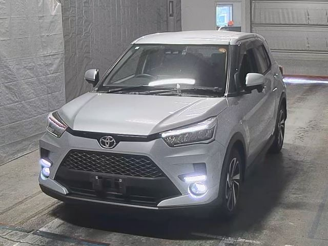 TOYOTA RAIZE 2021
