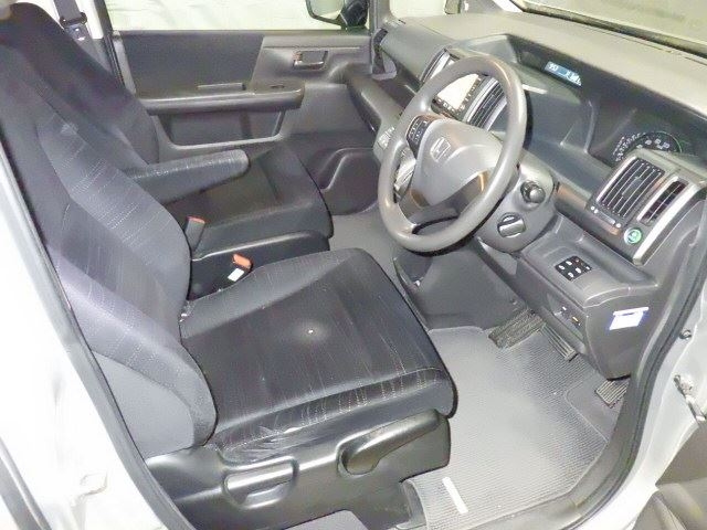 HONDA STEP WAGON 2010