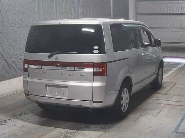 MITSUBISHI DELICA D5 2018