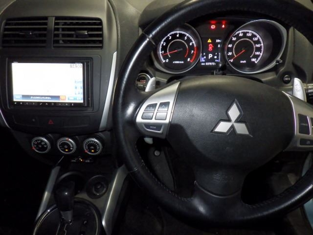 MITSUBISHI RVR 2010