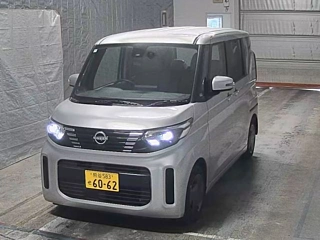 NISSAN ROOX 2024