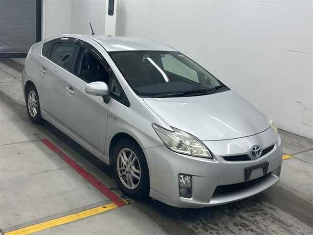 TOYOTA PRIUS 2010