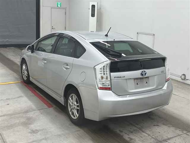 TOYOTA PRIUS 2010