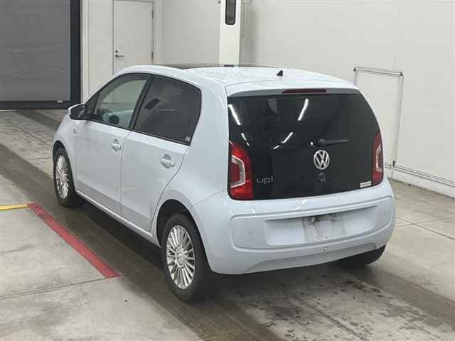 VOLKSWAGEN UP 2013