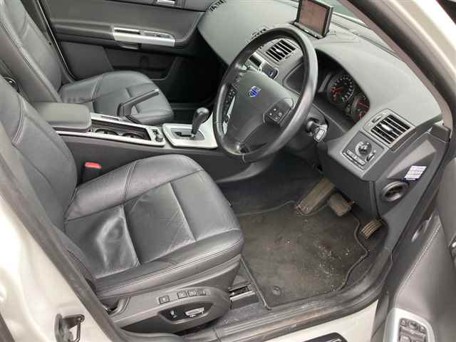 VOLVO V50 2011